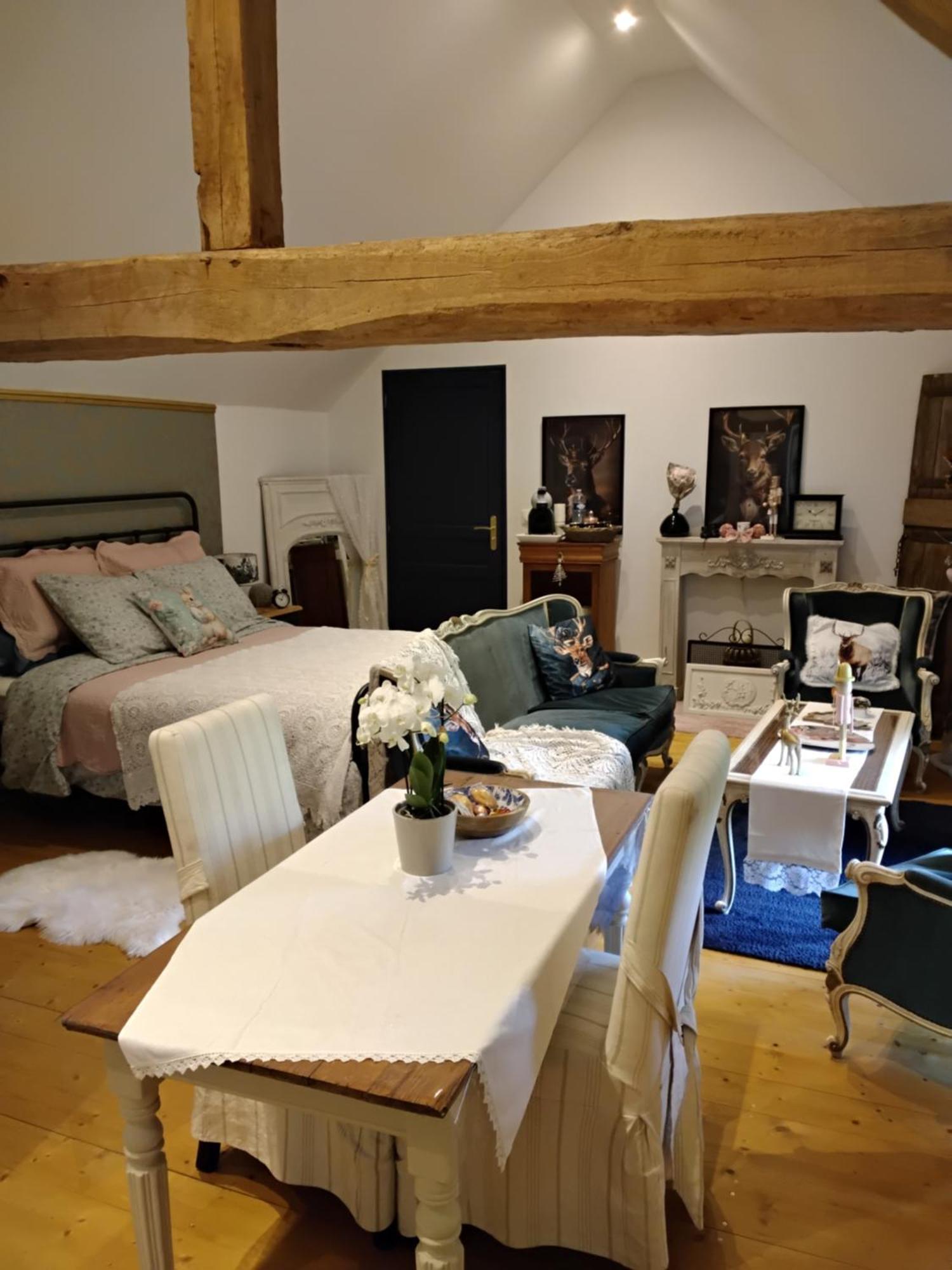 Au Petit Bonheur De Seraphine Saint-Aubin (Nord) Exterior foto